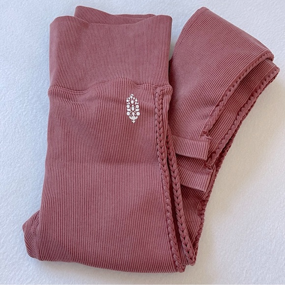 FP movement by Free People High Rise 7/8 Length Ribbed Good Karma Leggings, XS - Picture 1 of 5